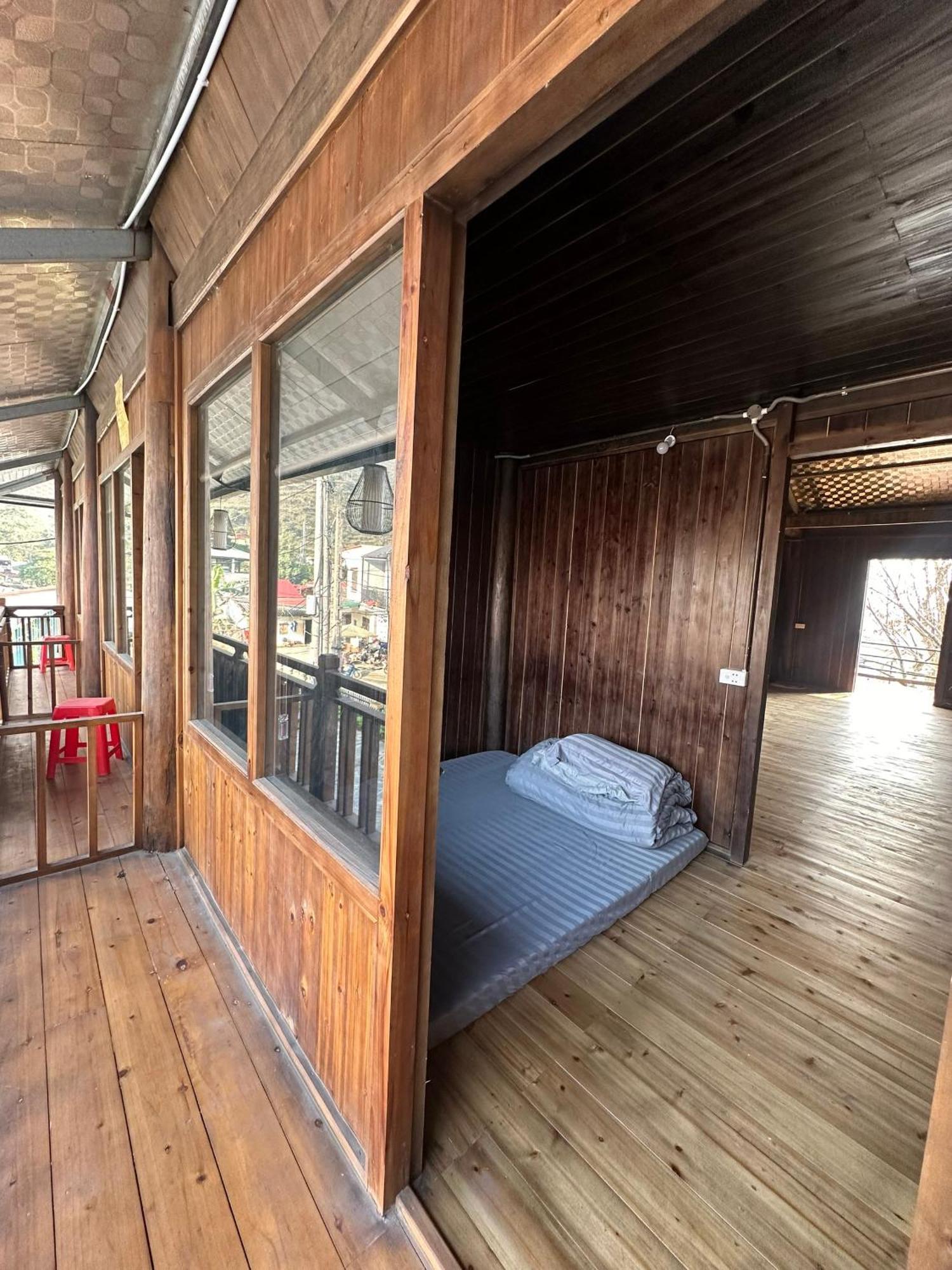 Little Ta Van Homestay Sapa Exteriör bild