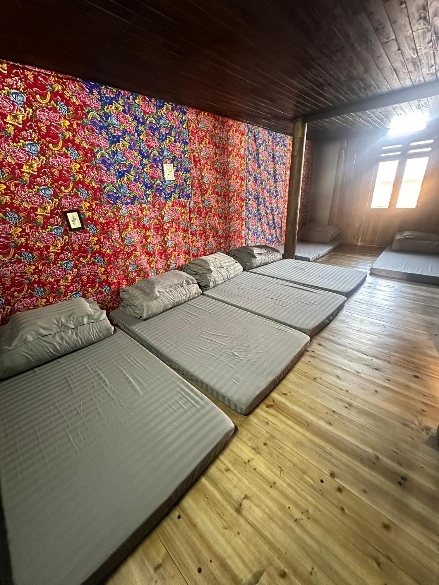 Little Ta Van Homestay Sapa Exteriör bild